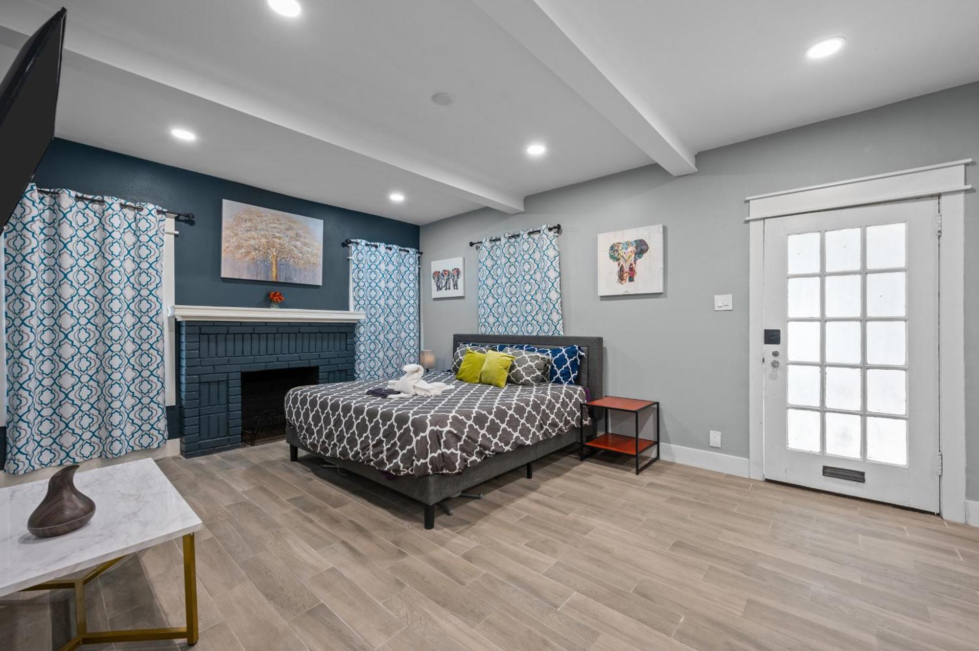 Apartment Modern Retreat With Free Park